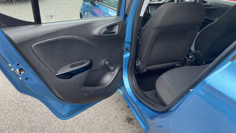 Vauxhall Corsa 1.4 Design 5dr Petrol Hatchback